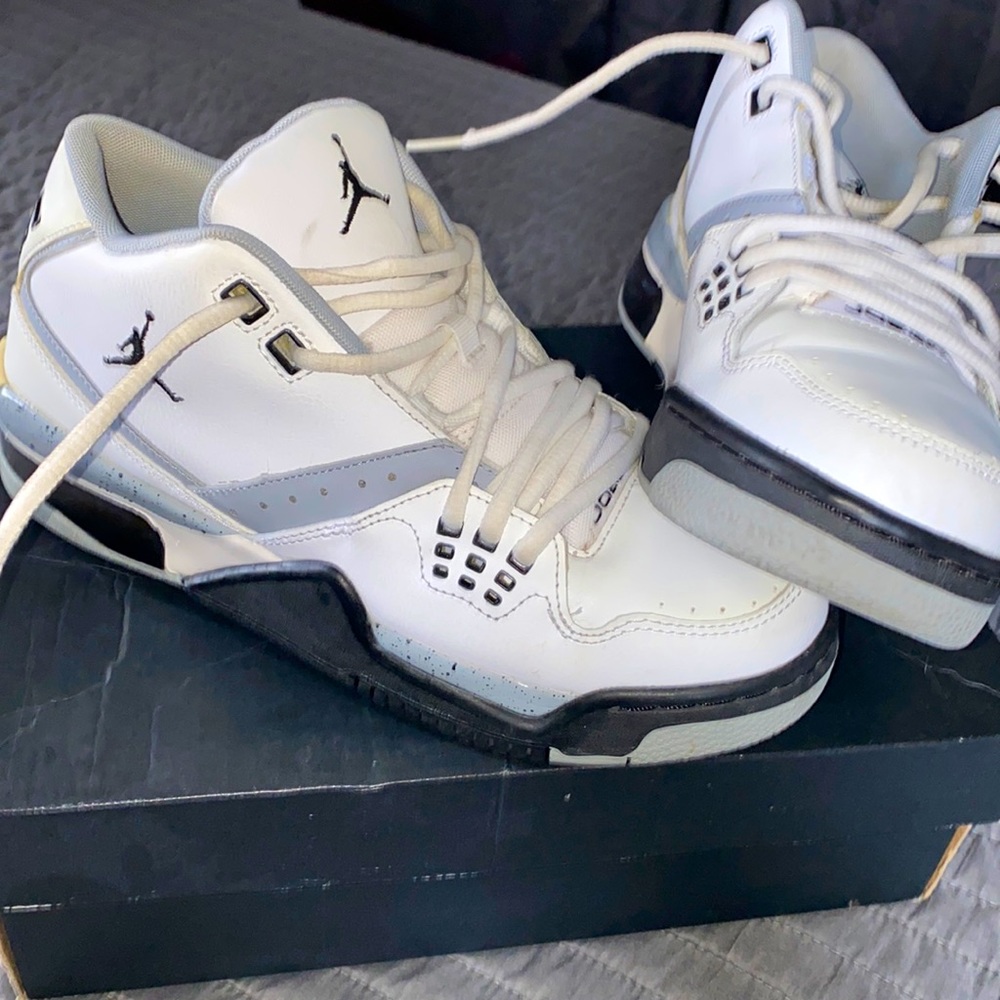 Jordan Flight 23 BG Big Girl Size 6Y